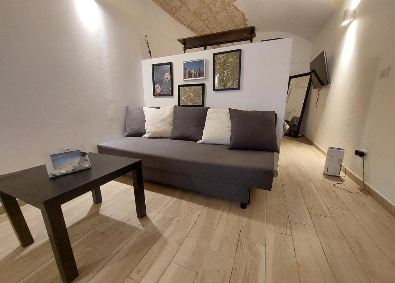 Bari Landlord 31- Old Town Apartment Luaran gambar